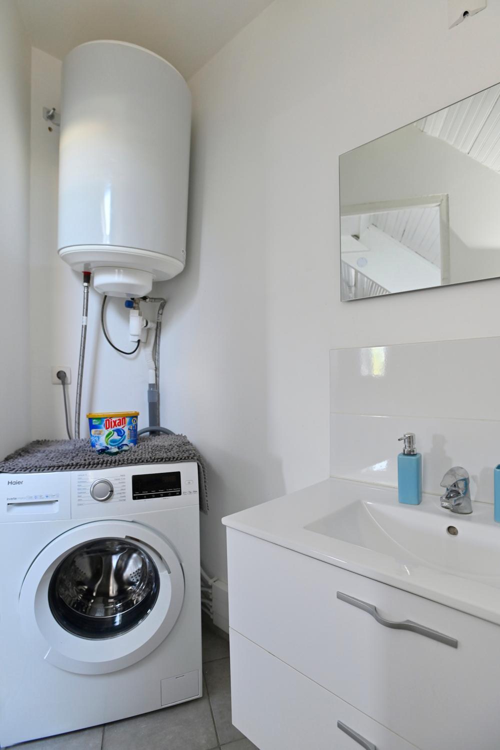 T2 Cosy Et Lumineux - Proche Centre Et Commodites Saint-Quentin  Kültér fotó