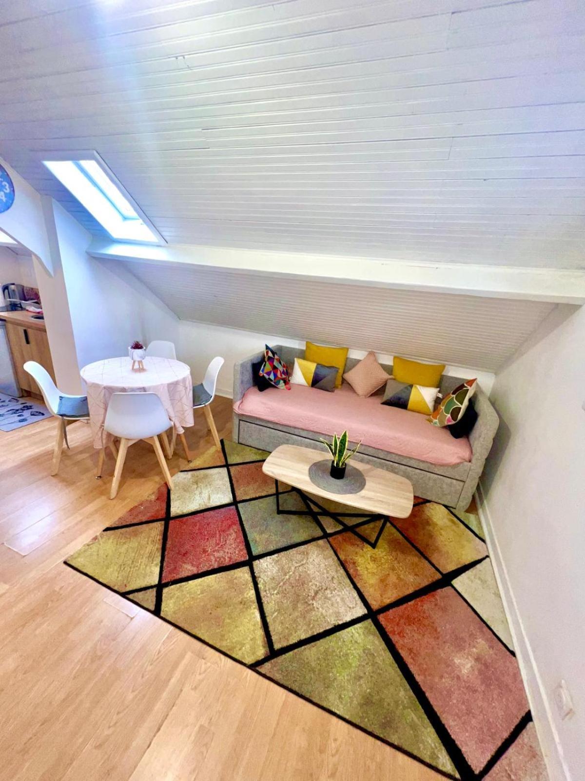 T2 Cosy Et Lumineux - Proche Centre Et Commodites Saint-Quentin  Kültér fotó